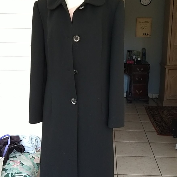 scottie campbell Jackets & Blazers - Vintage long tailored wool coat made in the 50s